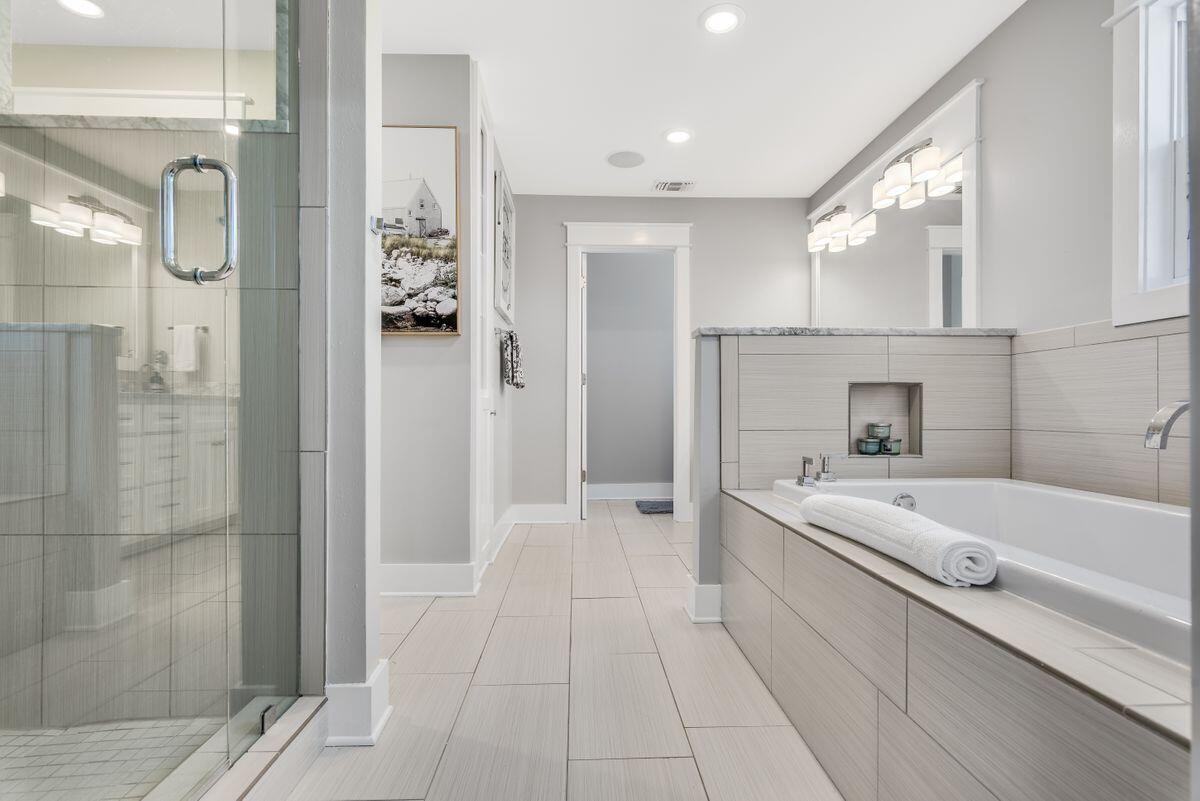 HOLIDAY SHORES ESTATES - Residential