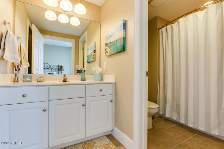 MAJESTIC BEACH TOWERS II - Residential