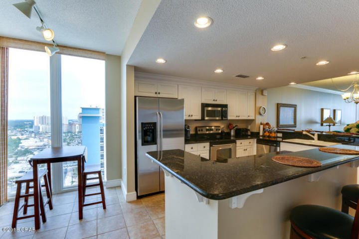 MAJESTIC BEACH TOWERS II - Residential