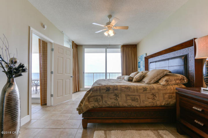 MAJESTIC BEACH TOWERS II - Residential