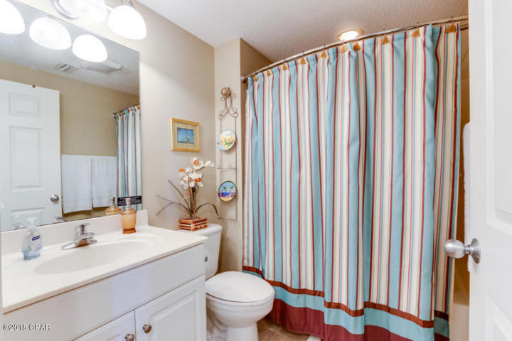 MAJESTIC BEACH TOWERS II - Residential