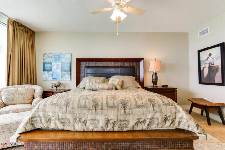 MAJESTIC BEACH TOWERS II - Residential