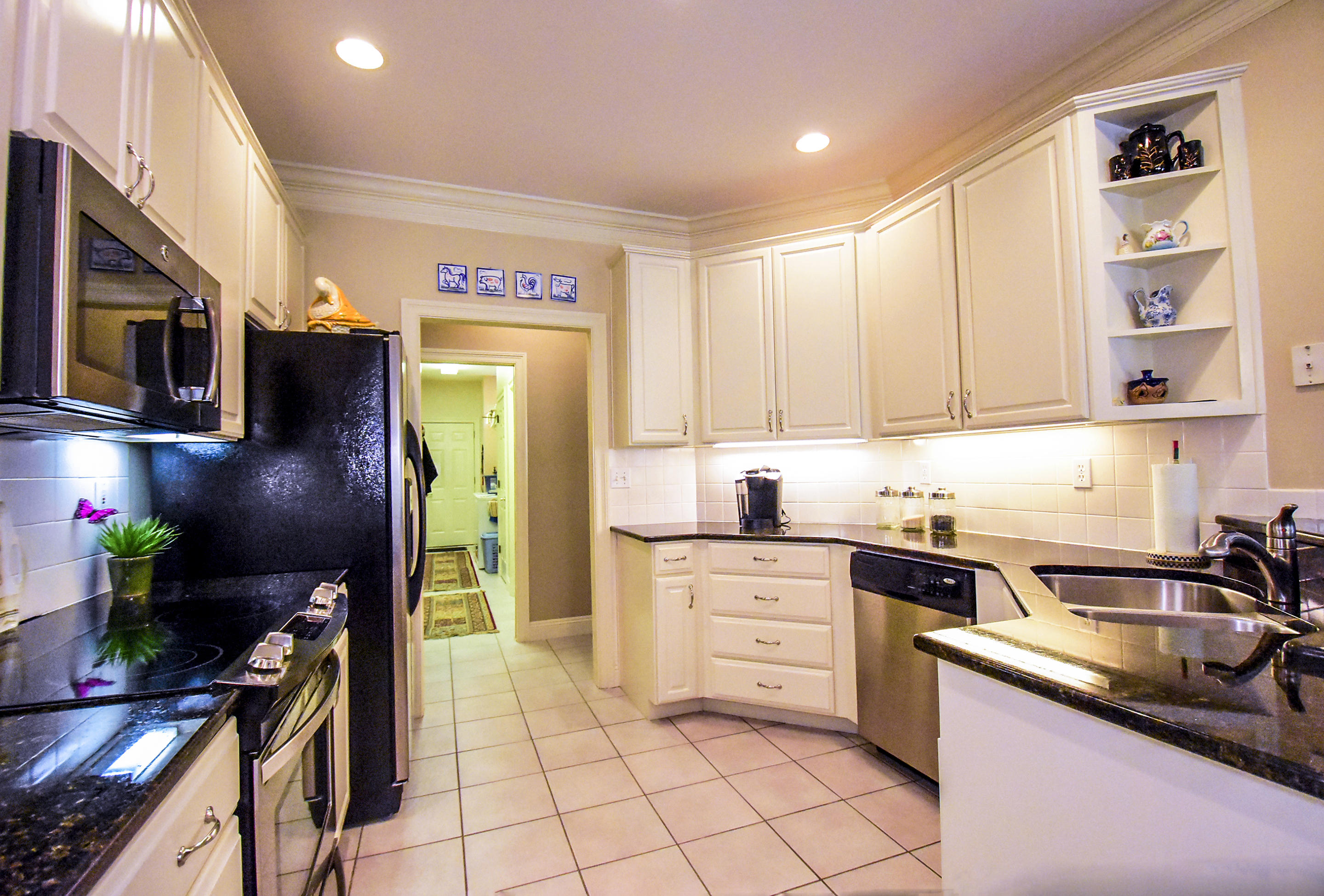TURNBERRY PLACE - Residential