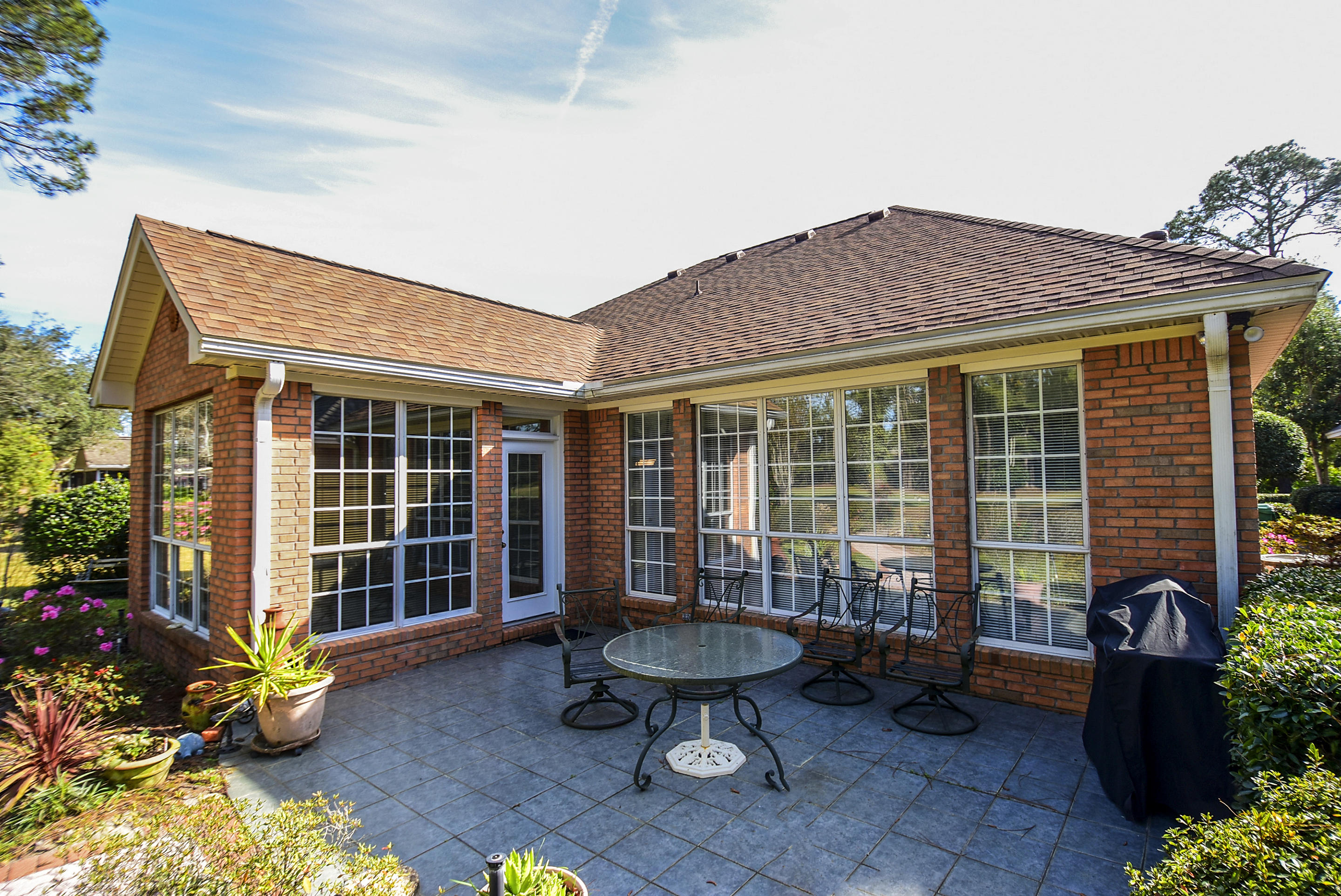 TURNBERRY PLACE - Residential