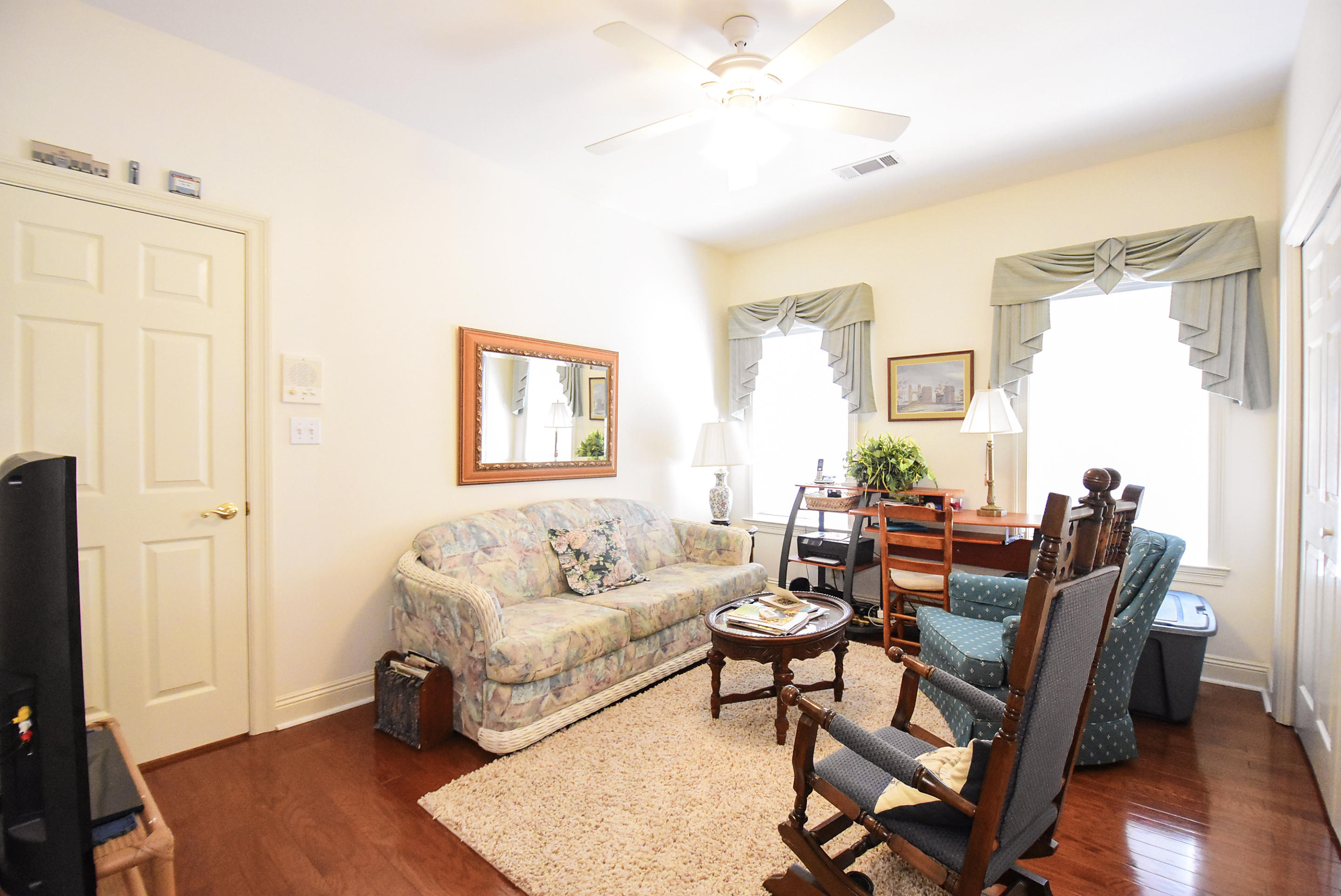 TURNBERRY PLACE - Residential
