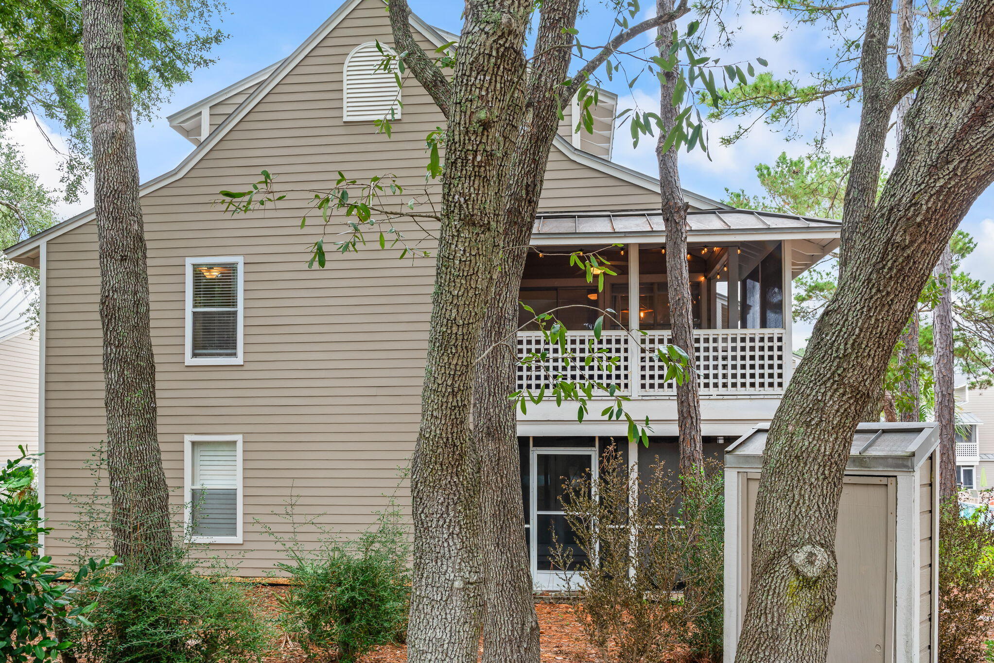 HIDDEN DUNES BEACH COTTAGES 2 - Residential