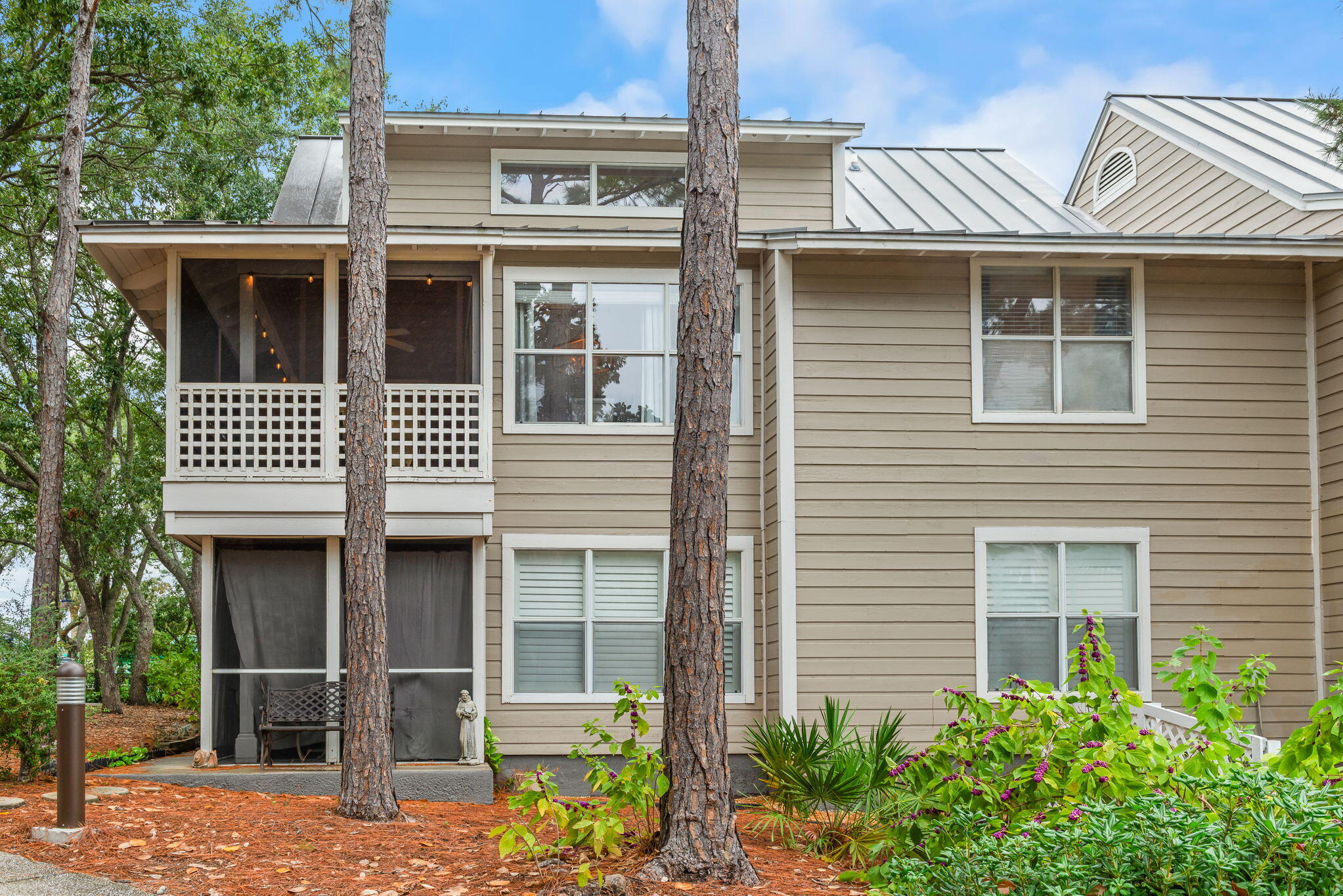 HIDDEN DUNES BEACH COTTAGES 2 - Residential