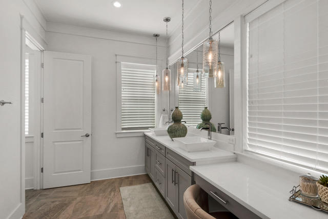 LAKESIDE AT BLUE MOUNTAIN BEACH - Residential