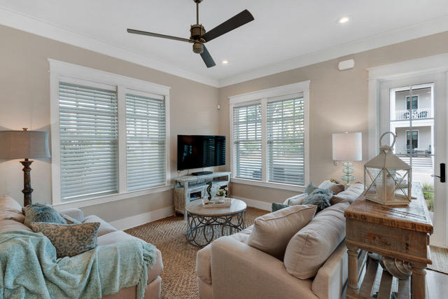 LAKESIDE AT BLUE MOUNTAIN BEACH - Residential