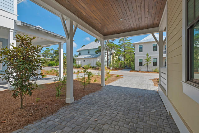 LAKESIDE AT BLUE MOUNTAIN BEACH - Residential