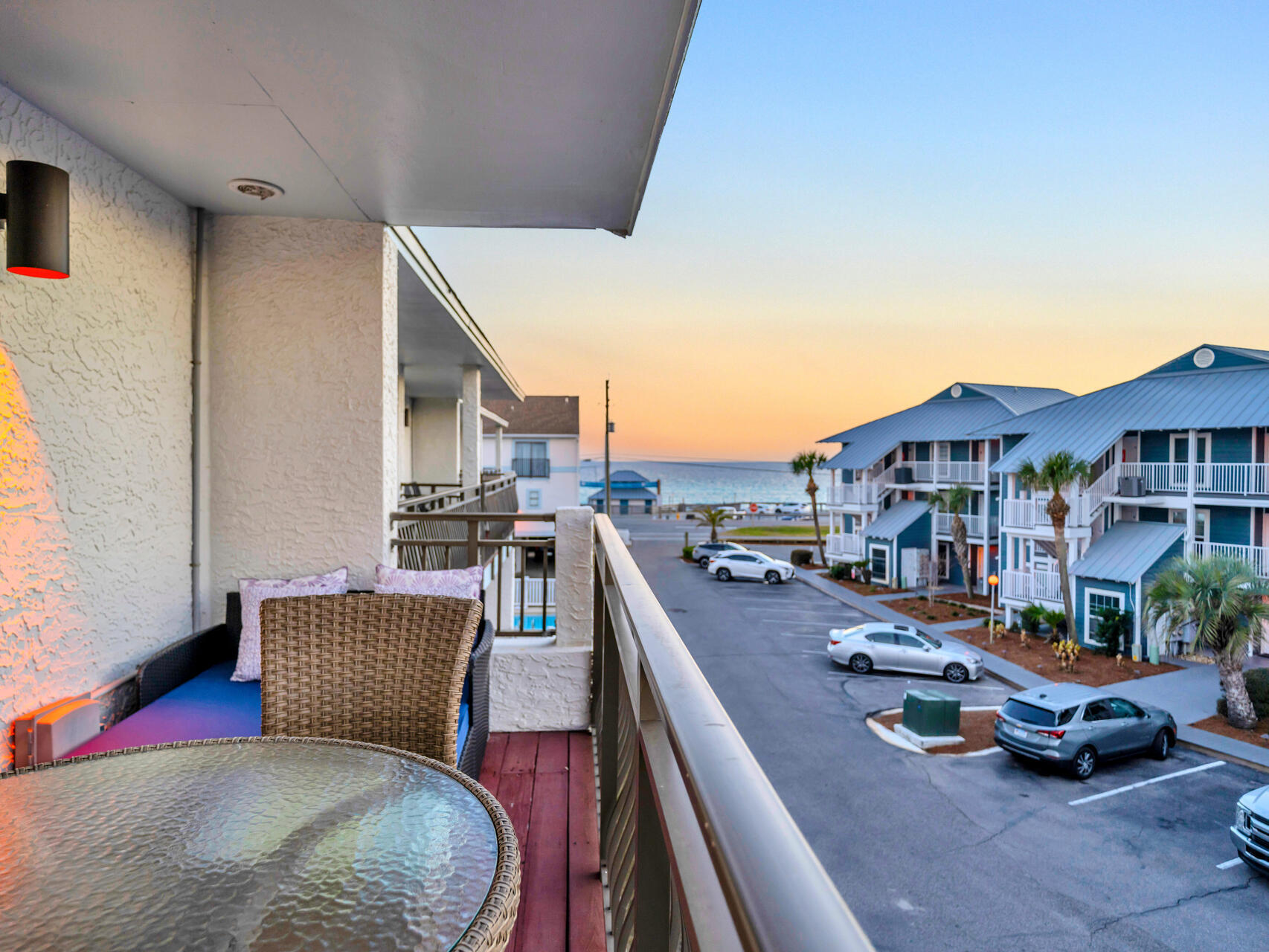 COSTA VISTA T/H - Residential