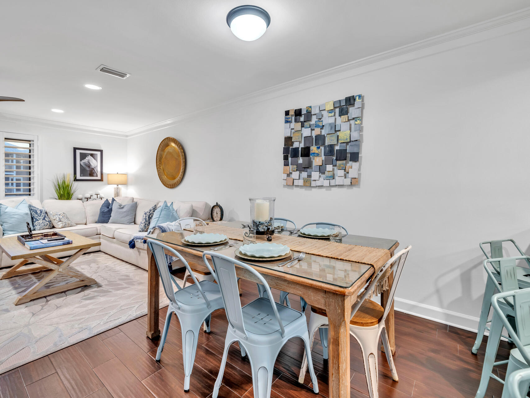COSTA VISTA T/H - Residential