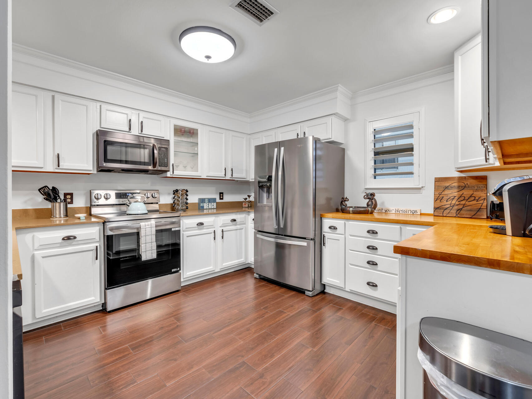 COSTA VISTA T/H - Residential