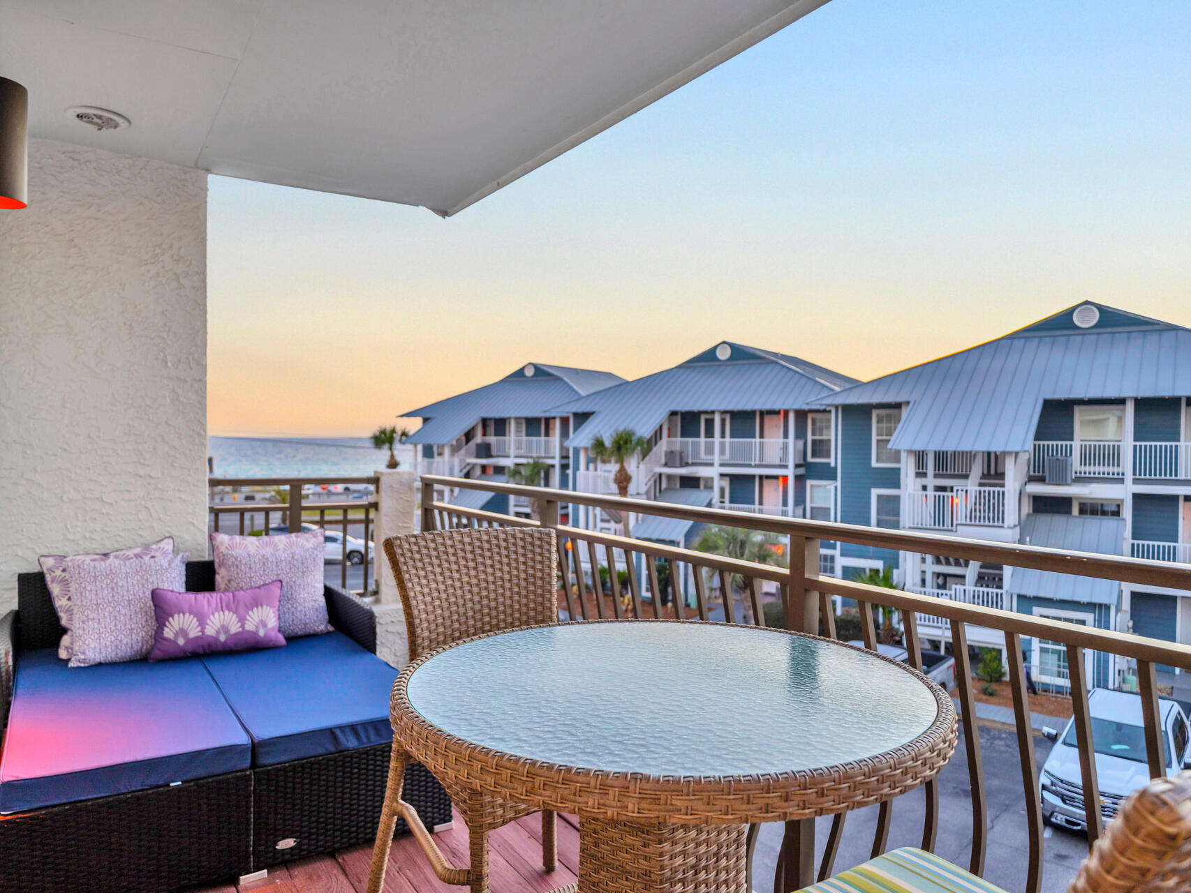COSTA VISTA T/H - Residential