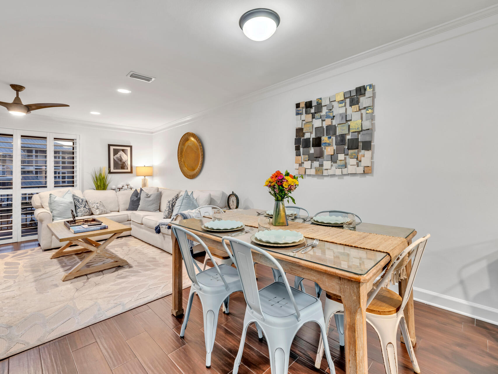 COSTA VISTA T/H - Residential