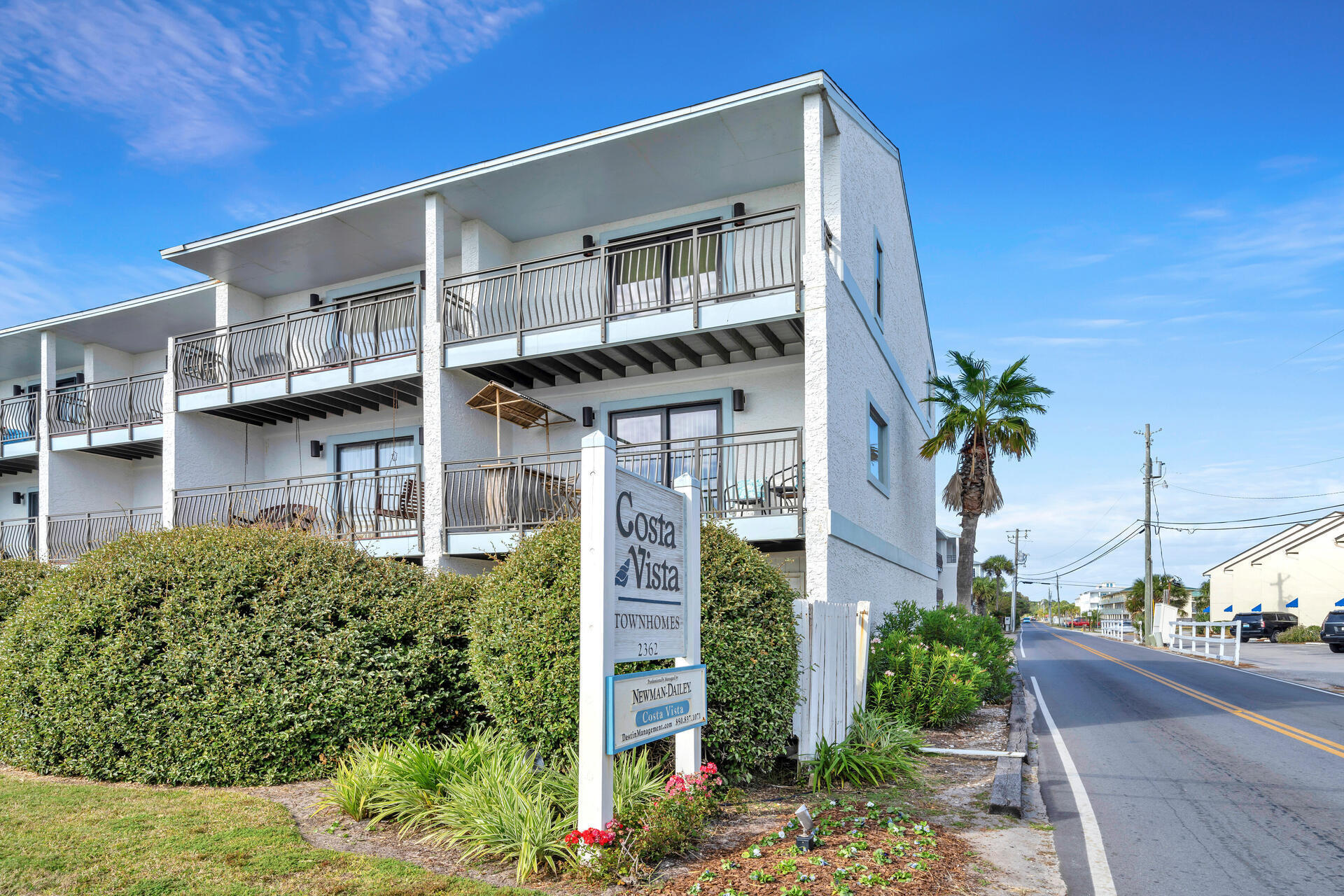 COSTA VISTA T/H - Residential