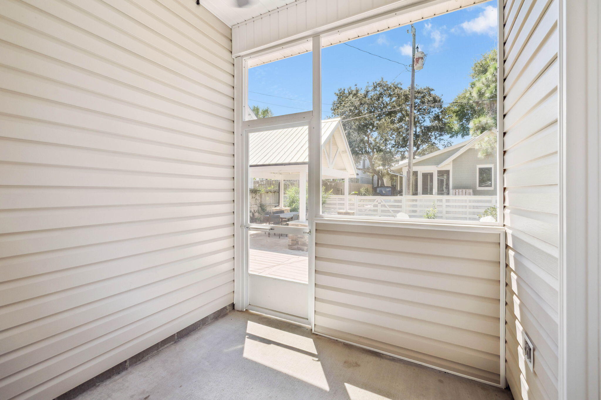 GRAYTON BEACH - Residential