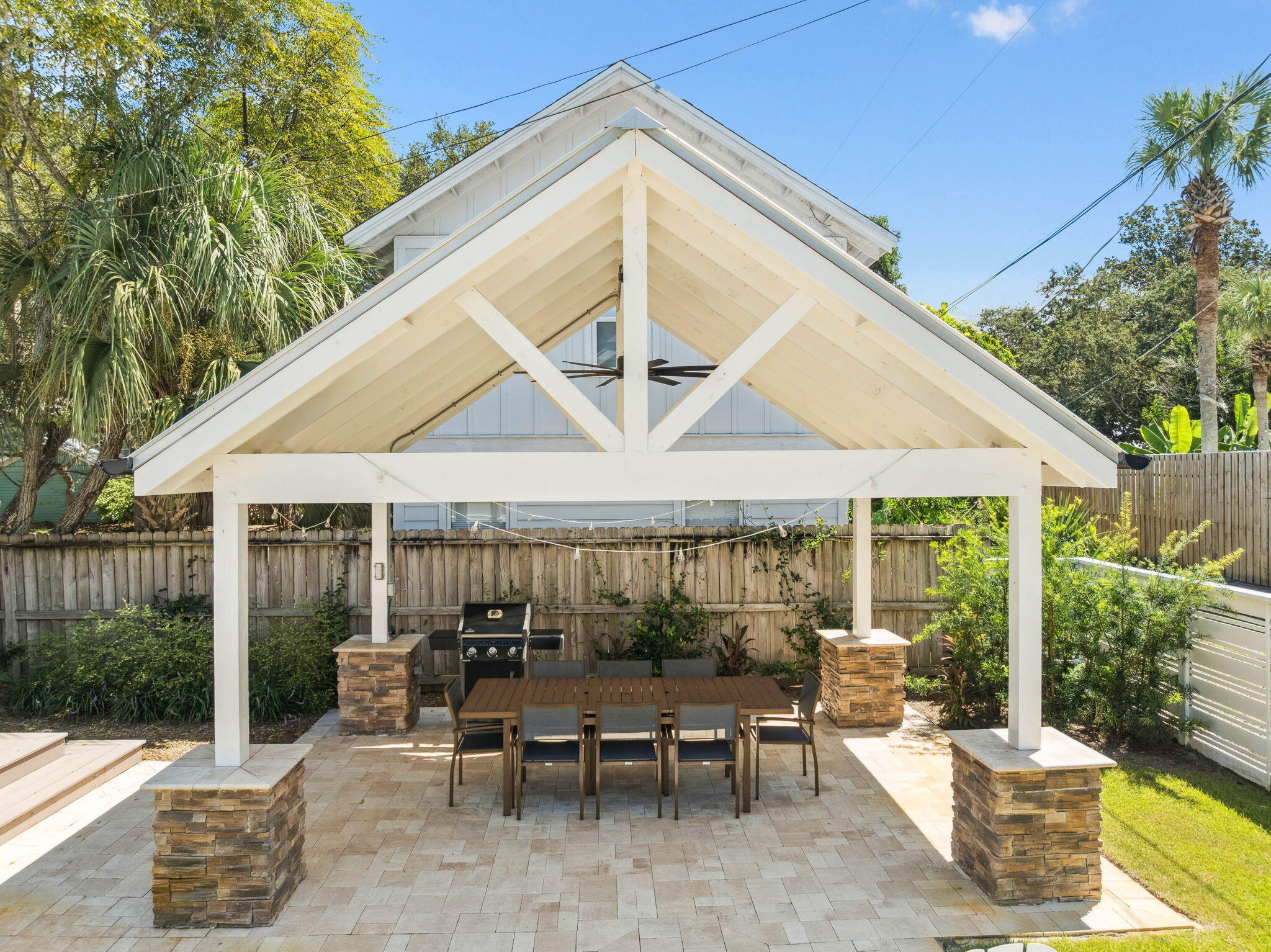 GRAYTON BEACH - Residential