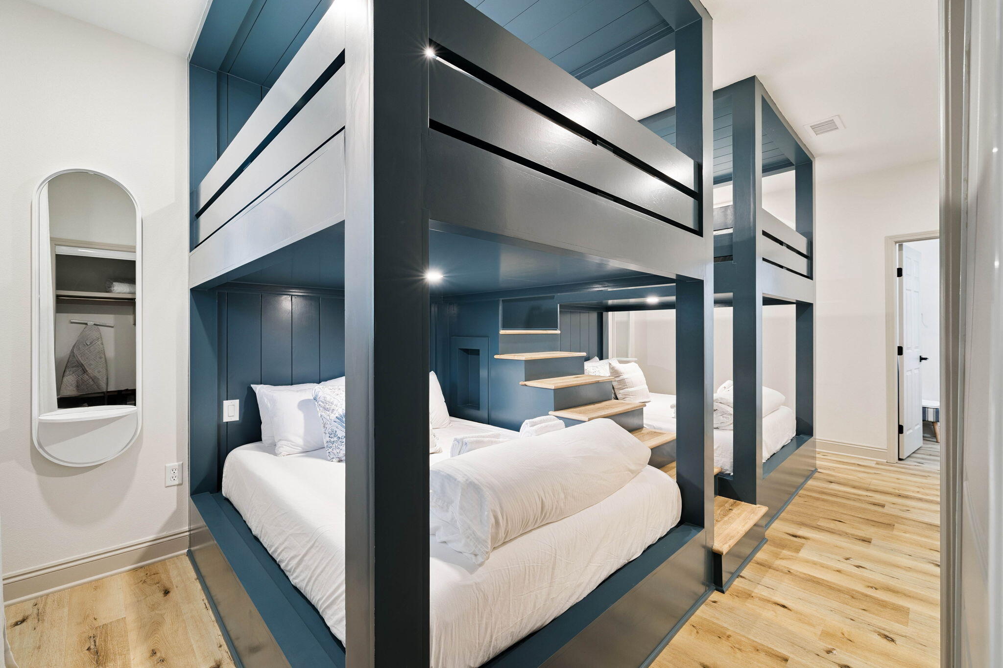 GRAYTON BEACH - Residential