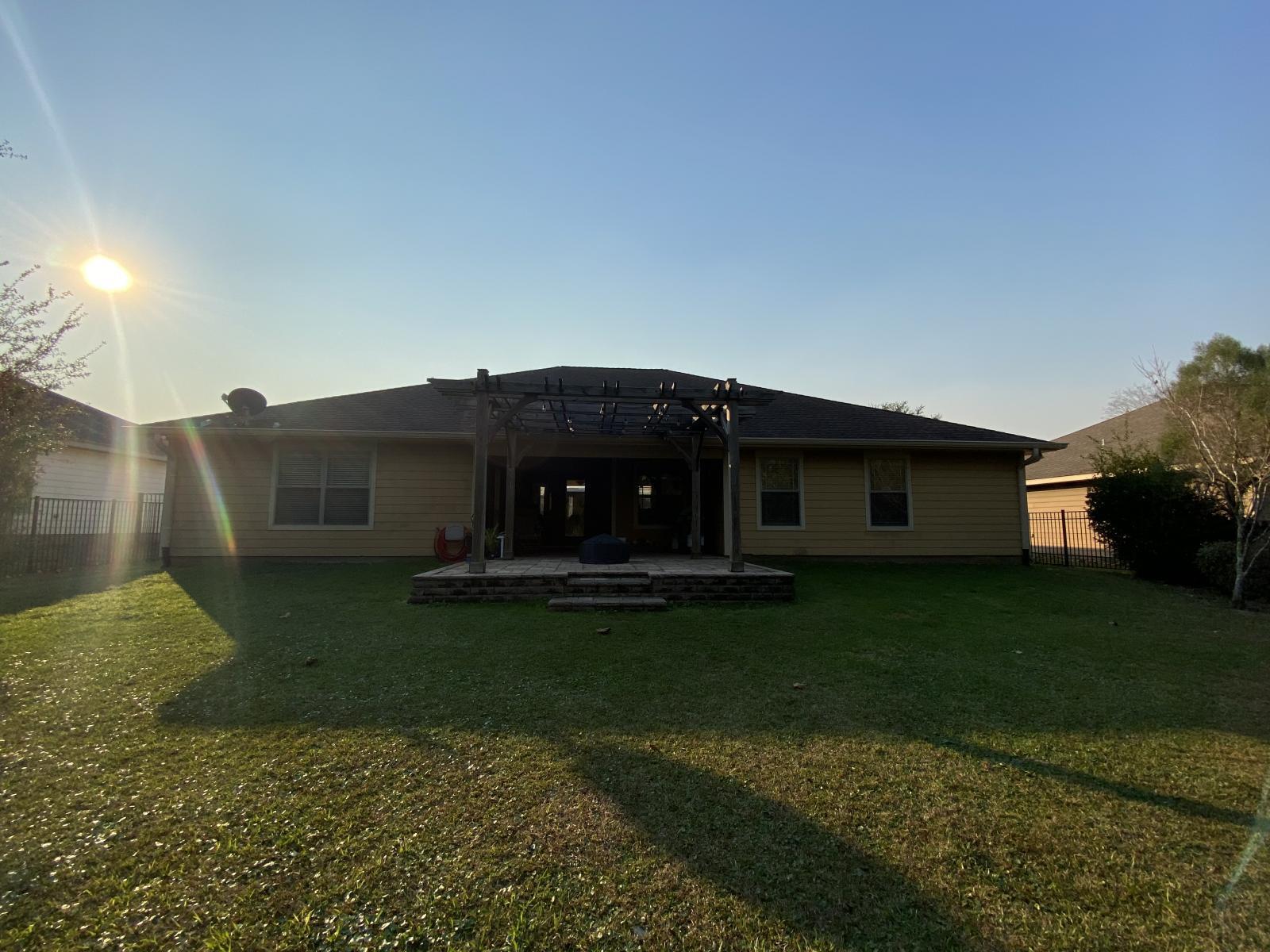 CREEKS EDGE - Residential Lease