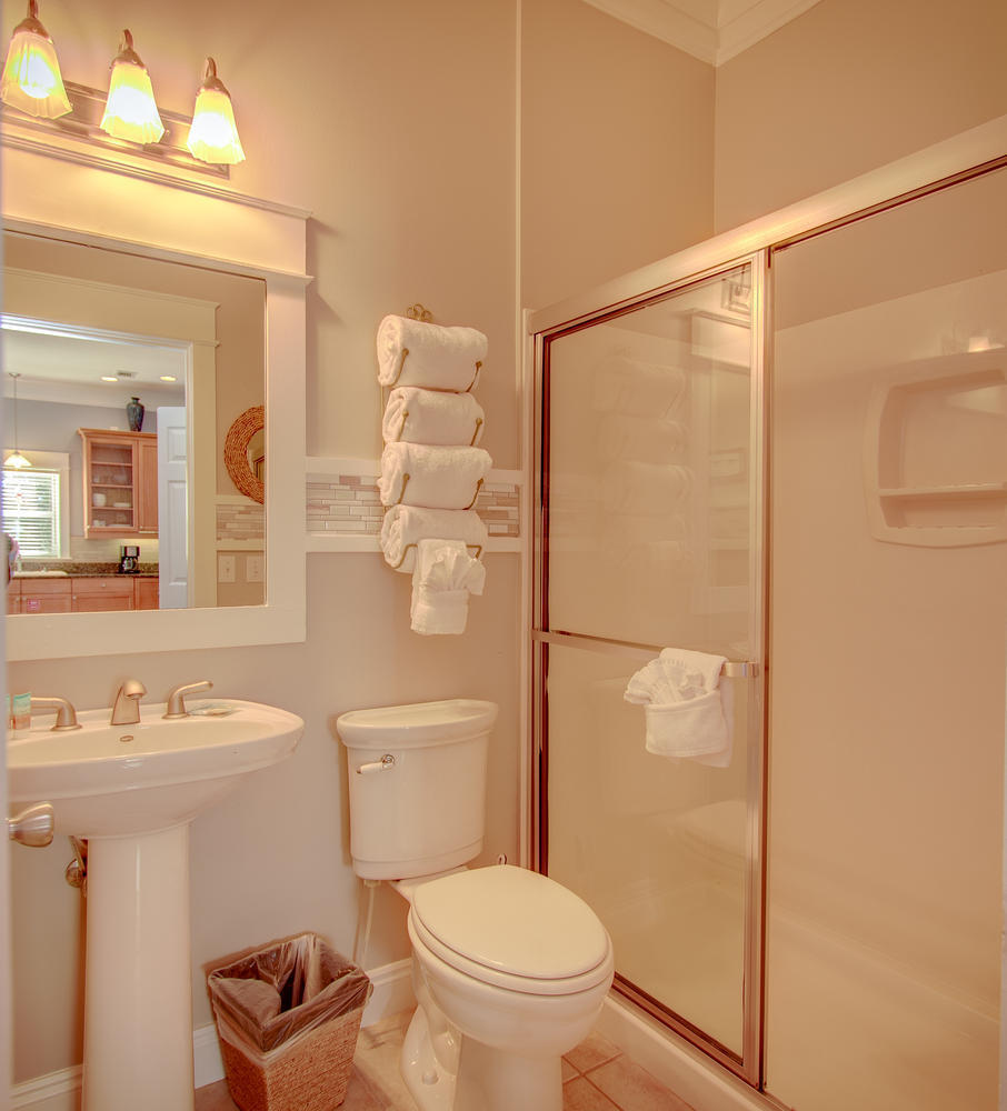 GULF SHORE MANOR S/D - Residential Lease