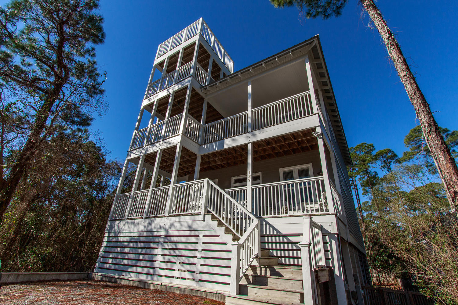 GULF SHORE MANOR S/D - Residential Lease