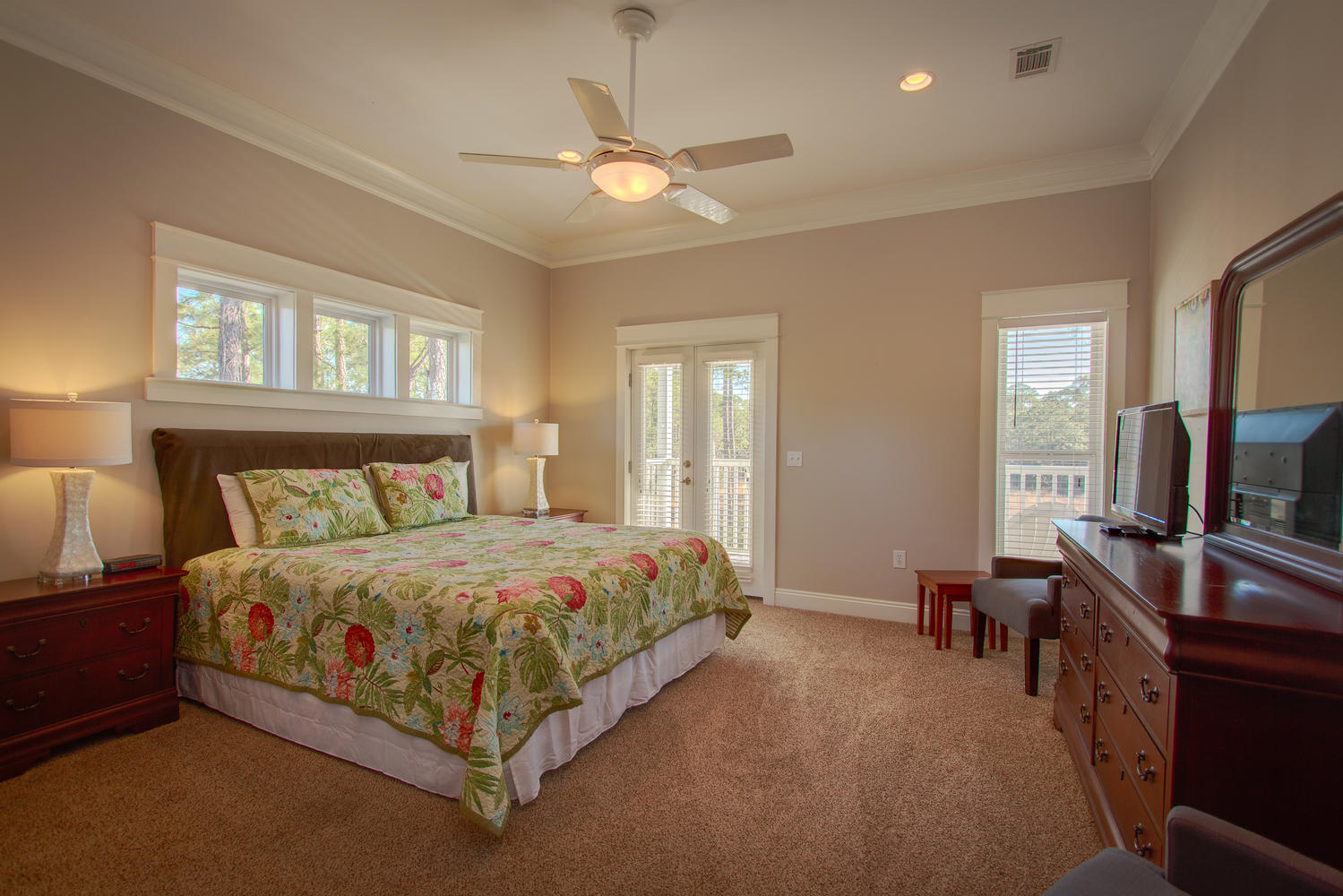 GULF SHORE MANOR S/D - Residential Lease