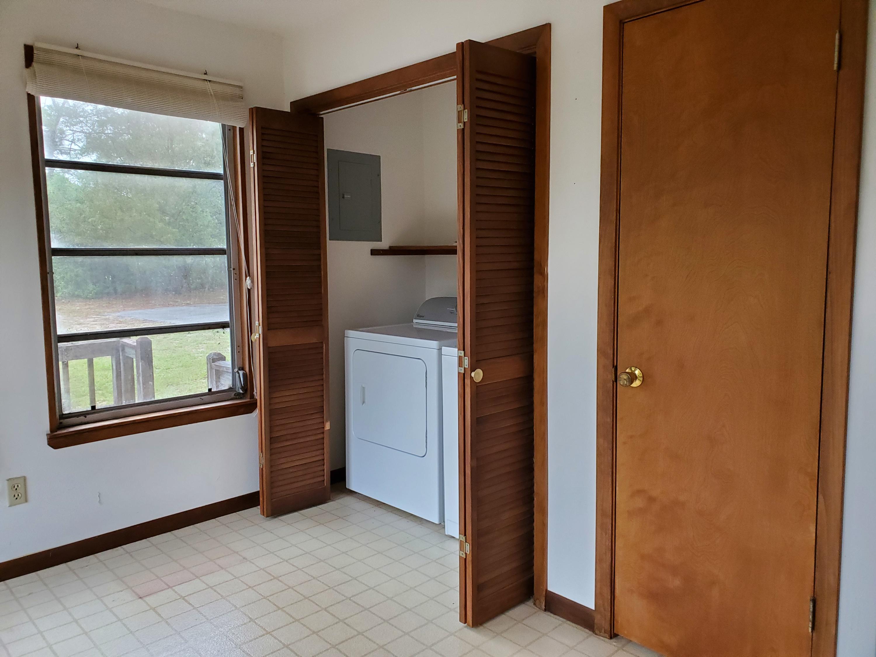 LAKE JUNIPER ESTATES UNIT 3 - Residential