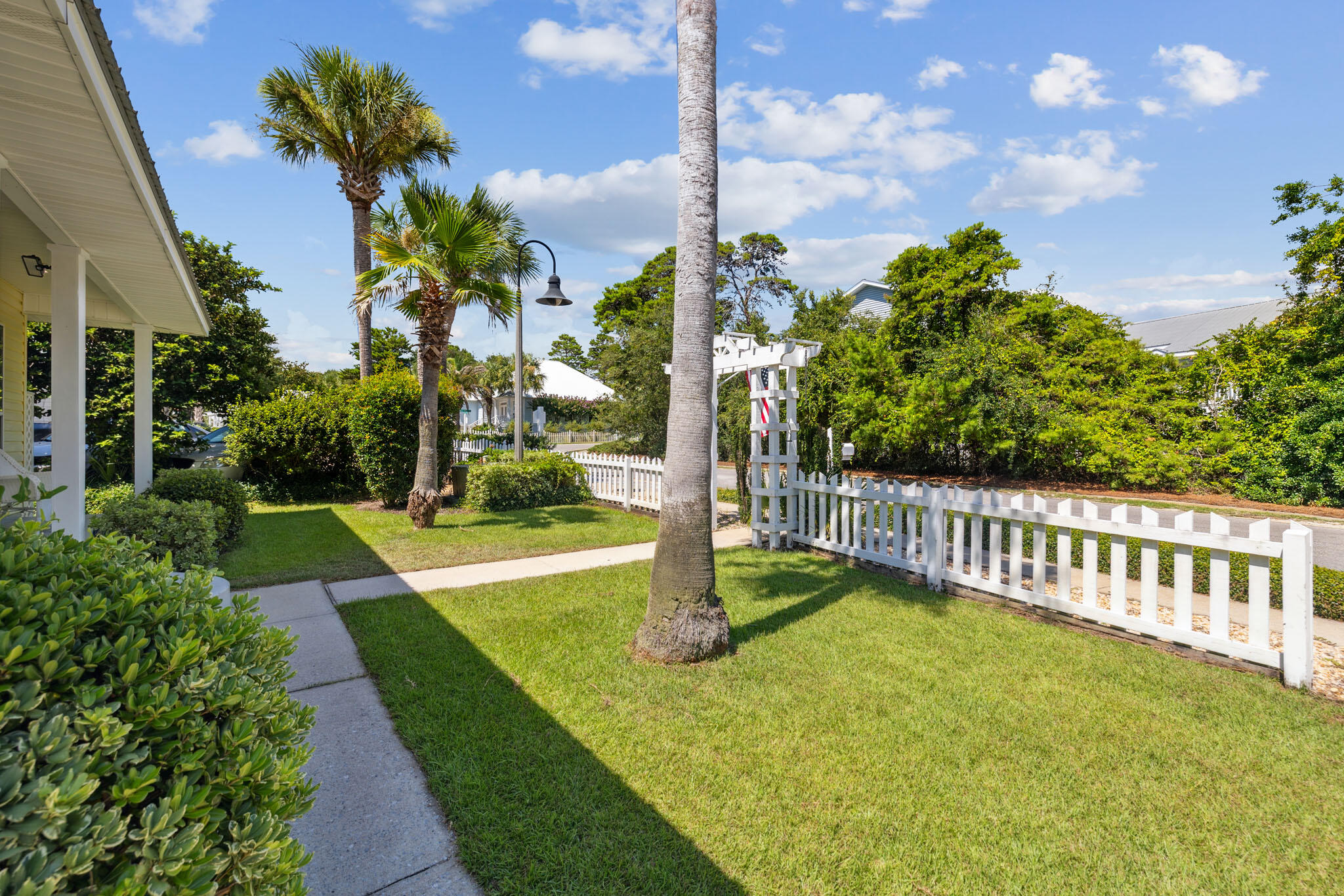 SEA DUNES - Residential