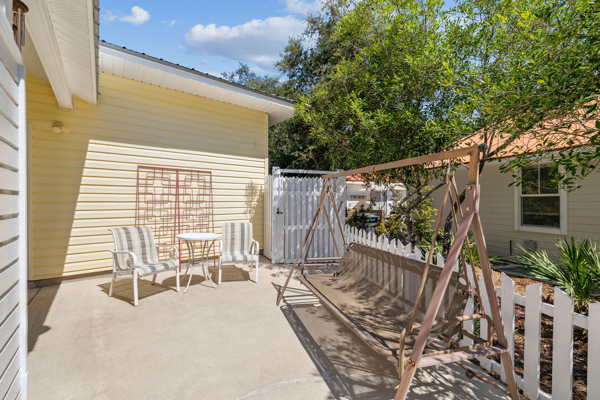 SEA DUNES - Residential