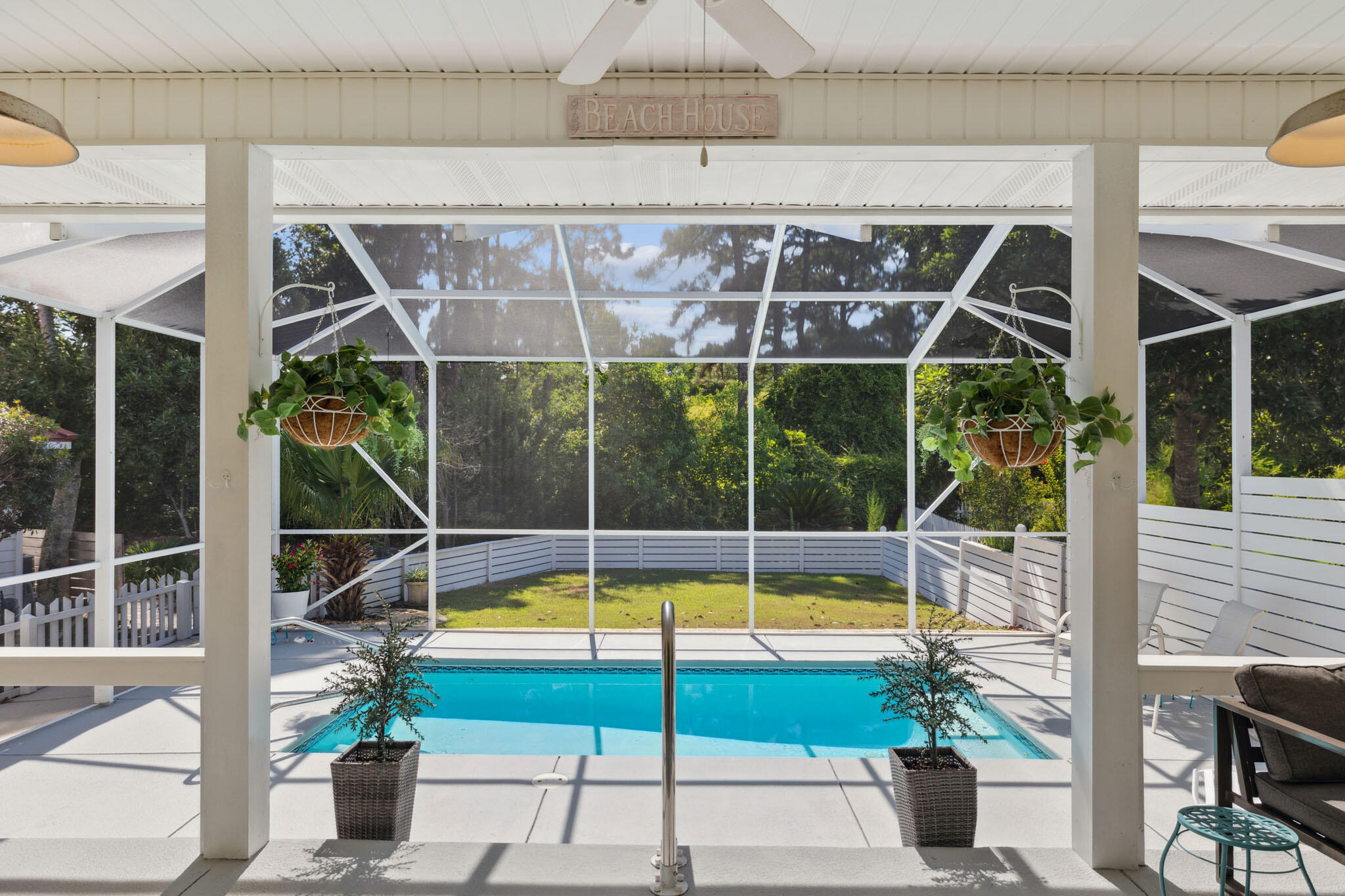 SEA DUNES - Residential