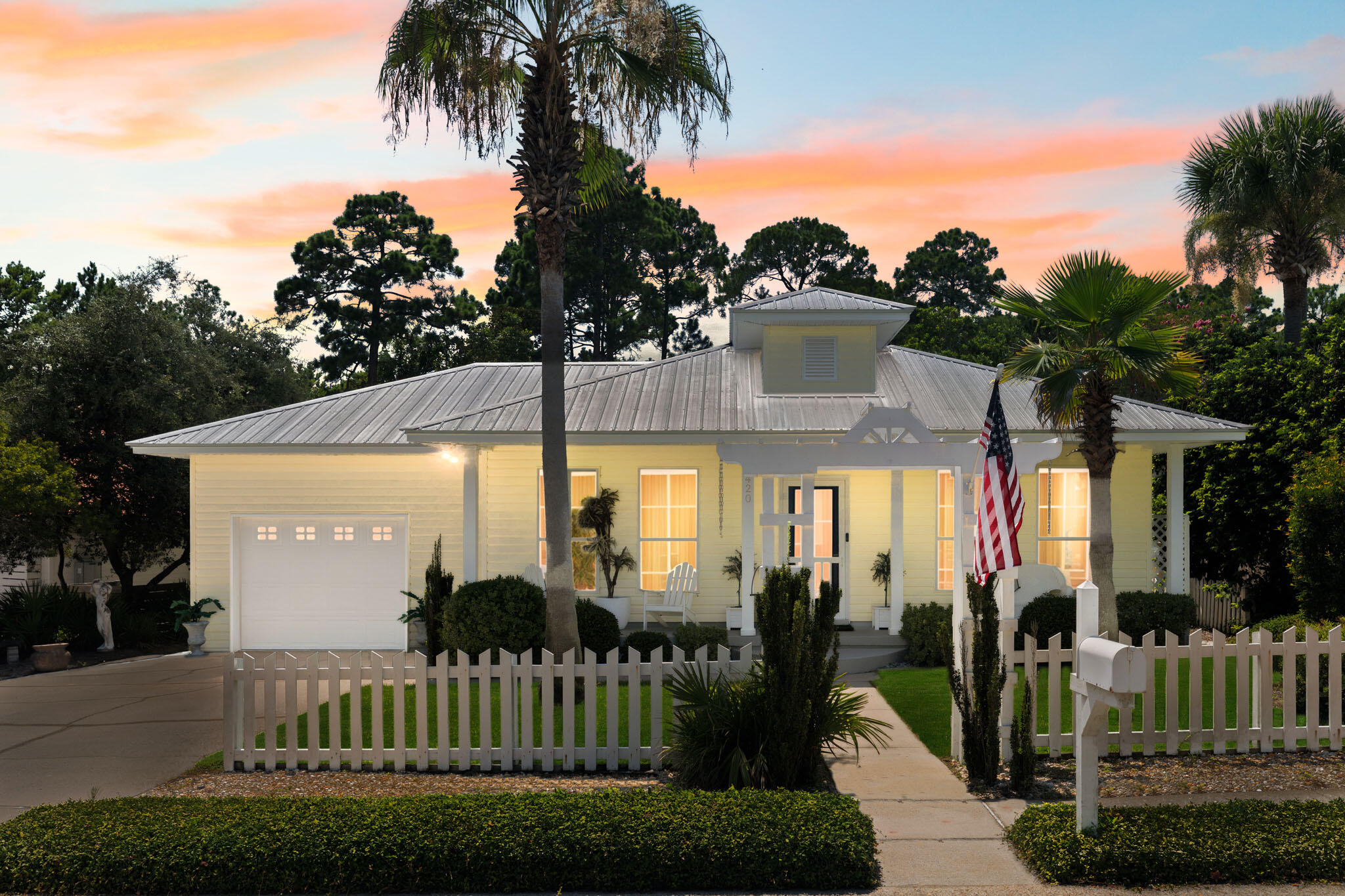SEA DUNES - Residential