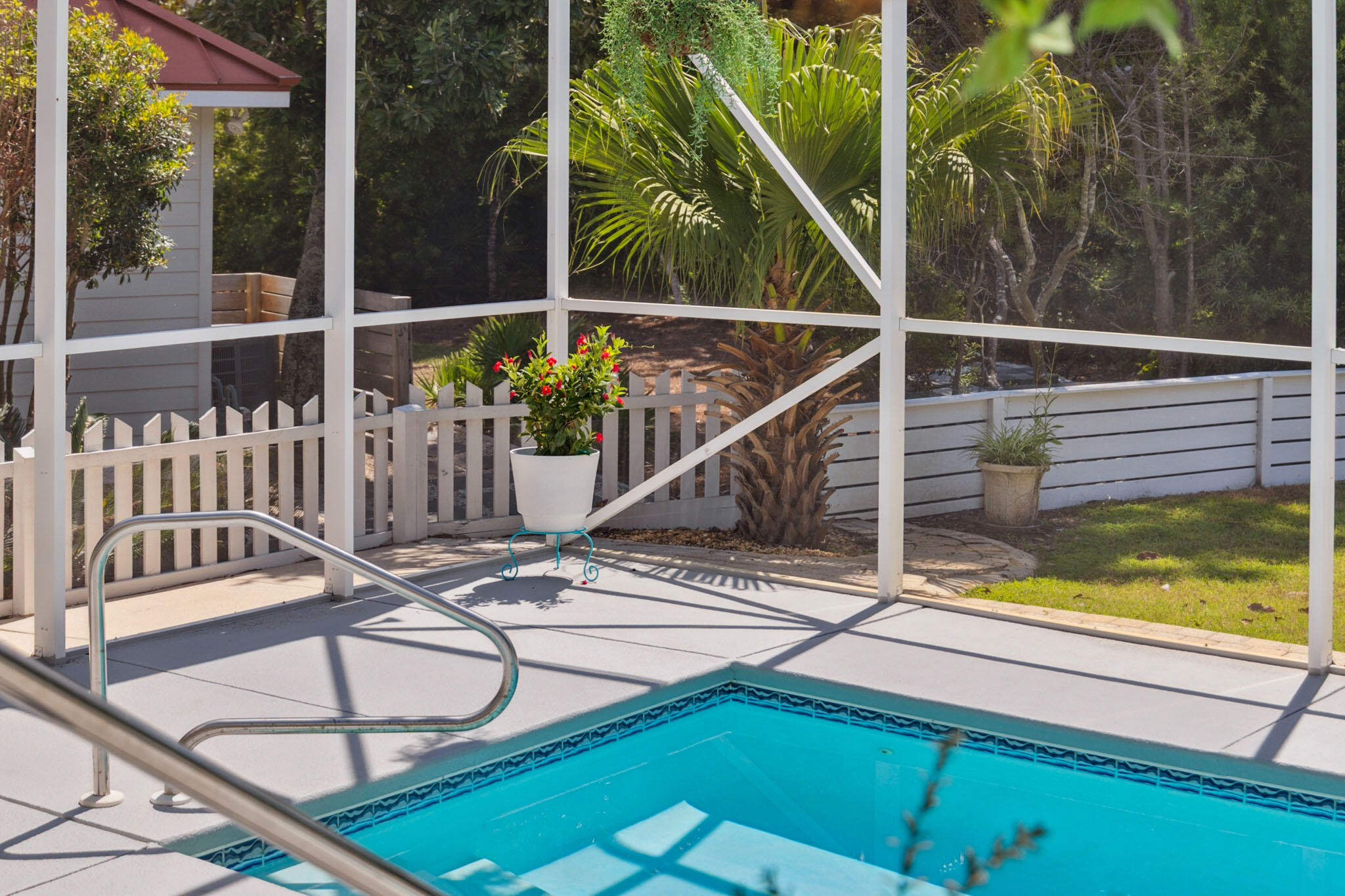 SEA DUNES - Residential