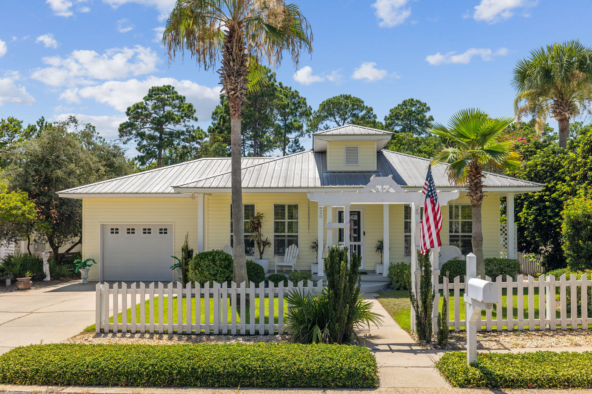 SEA DUNES - Residential