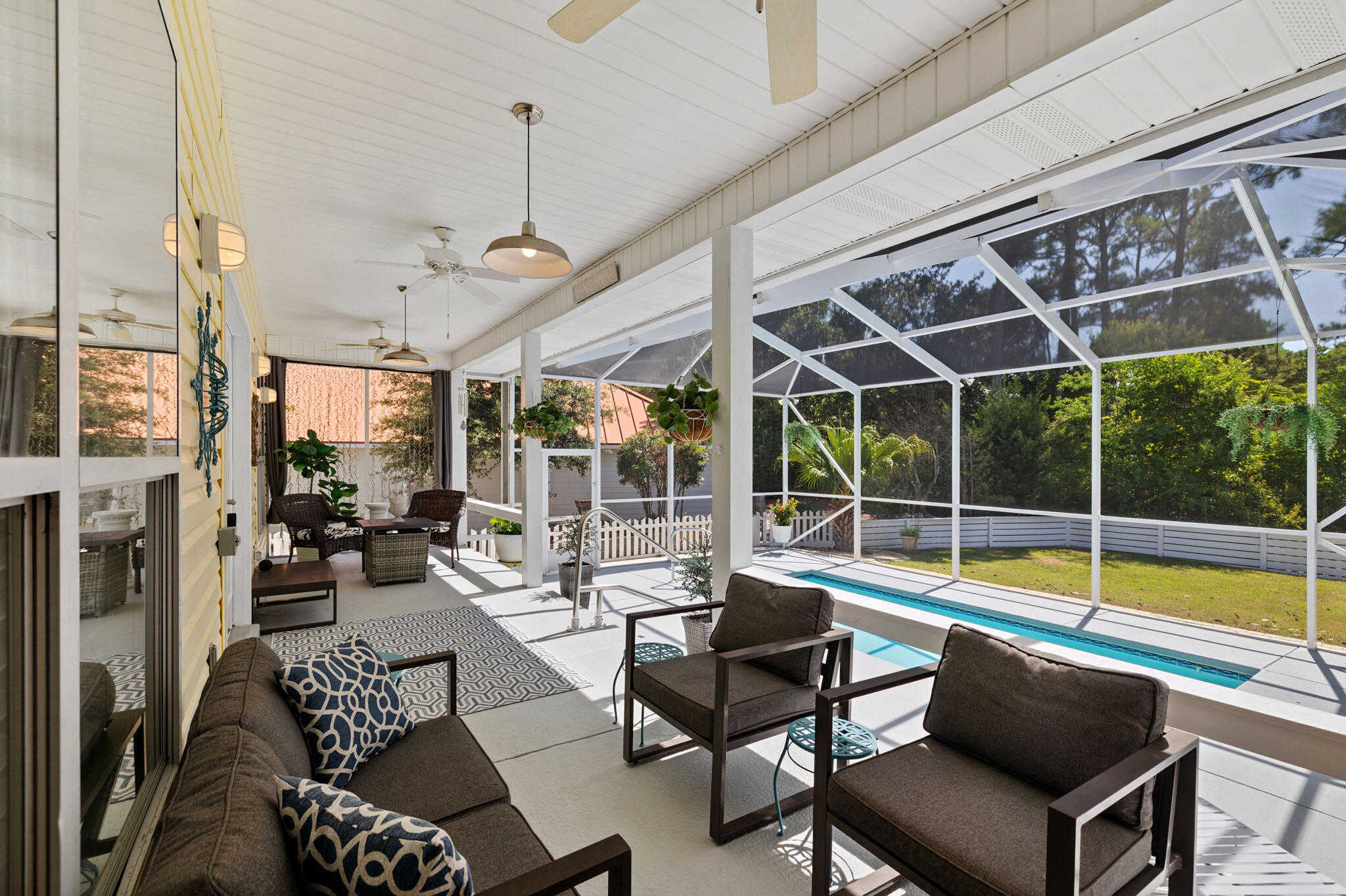 SEA DUNES - Residential