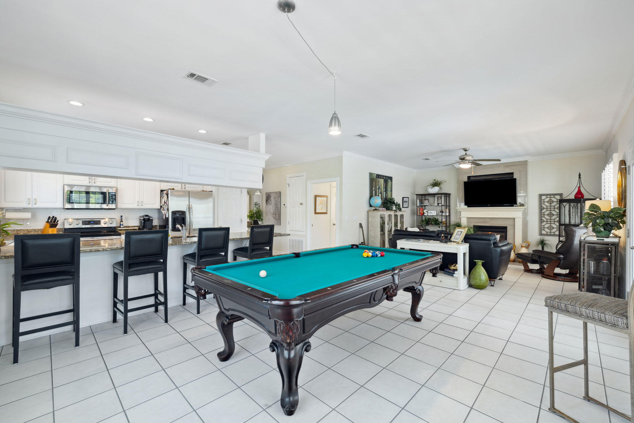 SEA DUNES - Residential