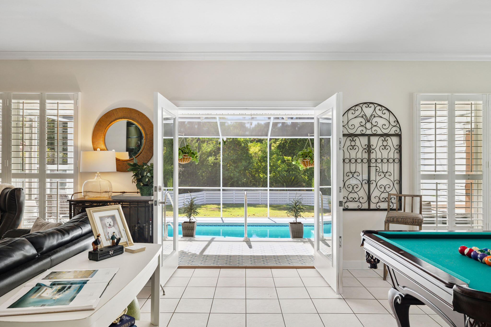 SEA DUNES - Residential