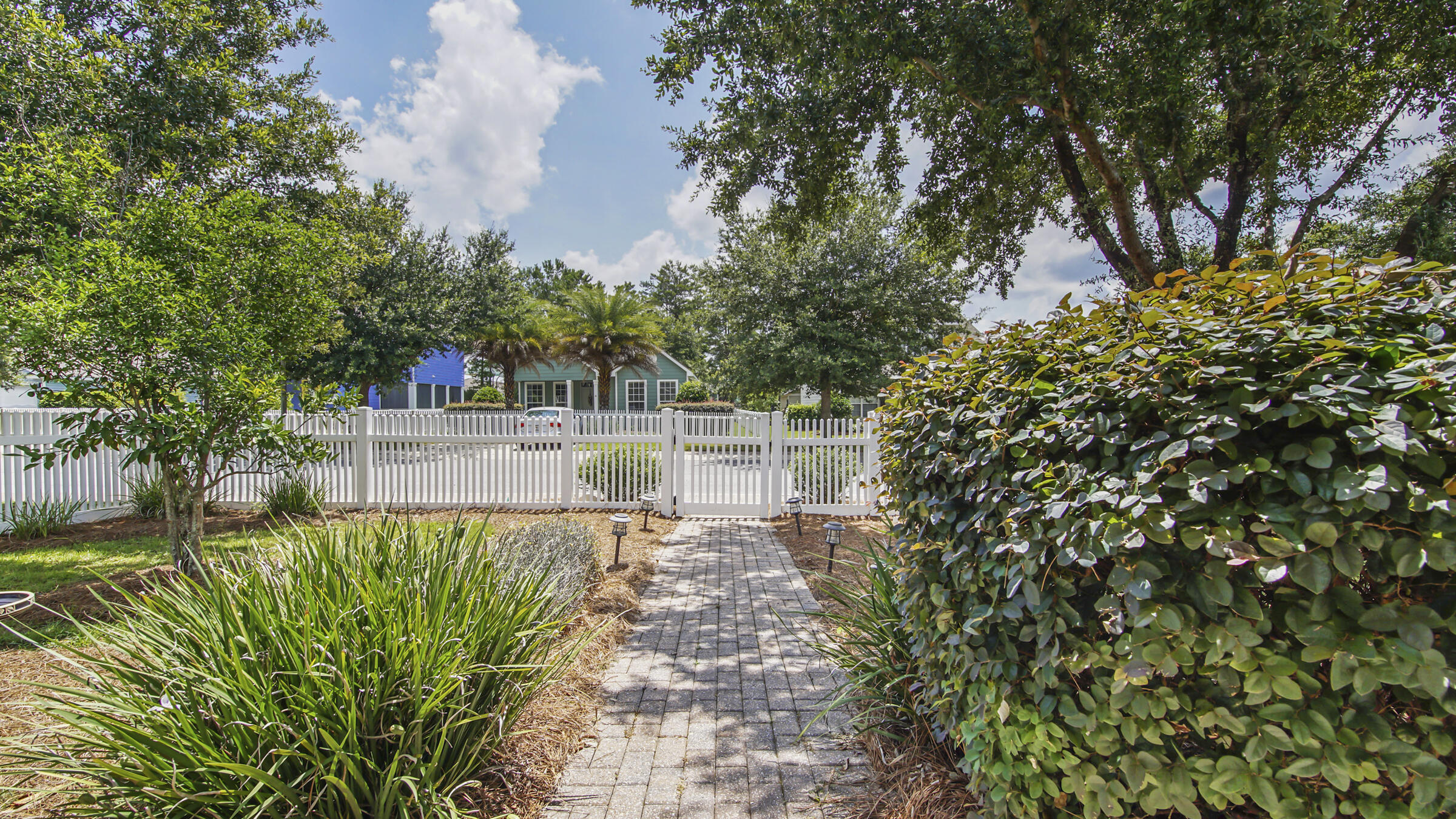 HAMMOCK BAY - Residential
