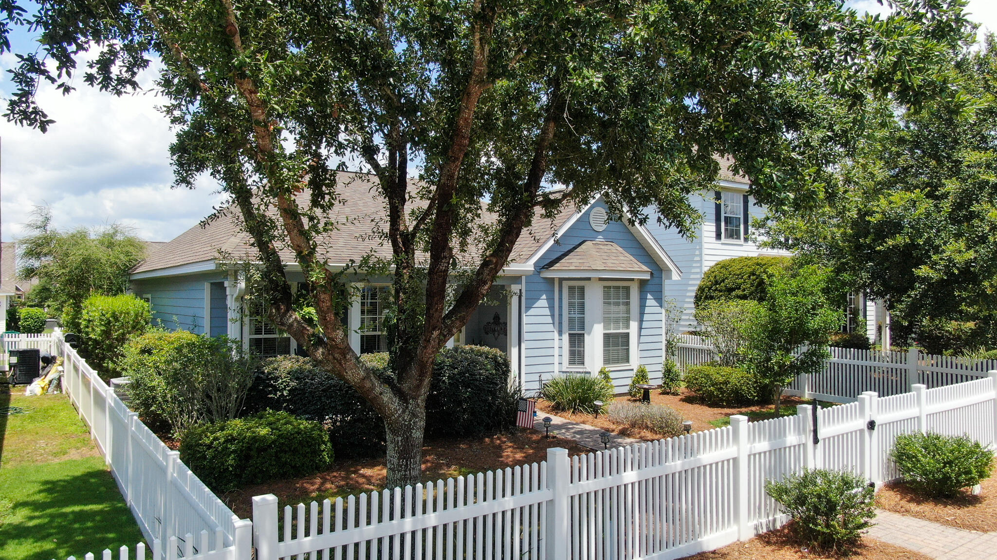 HAMMOCK BAY - Residential