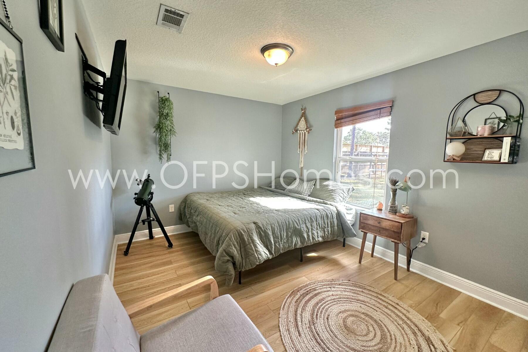 NAVARRE S/D 2ND ADDN - Residential Lease