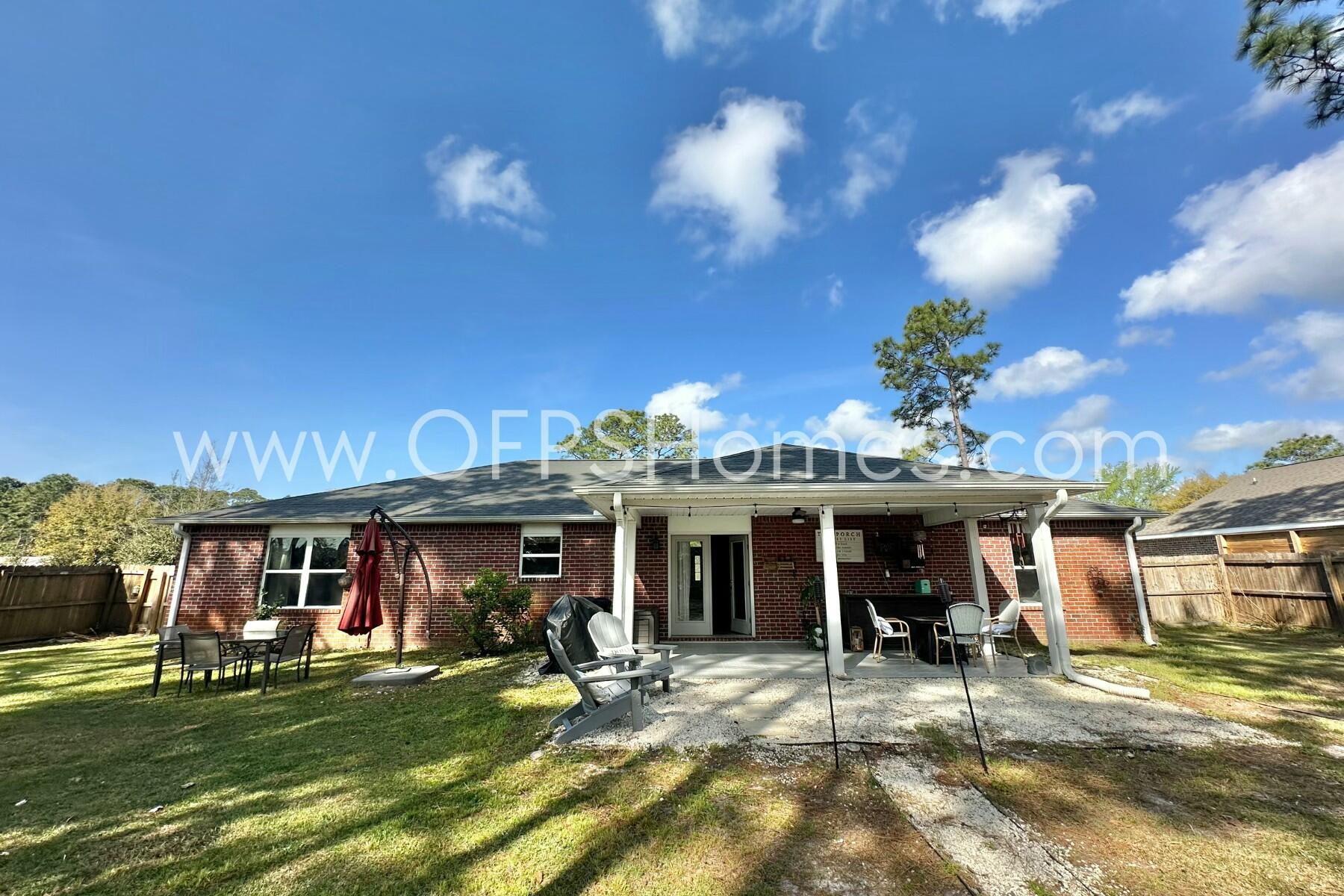 NAVARRE S/D 2ND ADDN - Residential Lease