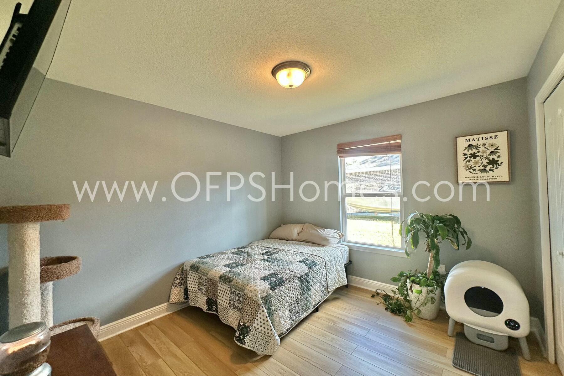 NAVARRE S/D 2ND ADDN - Residential Lease