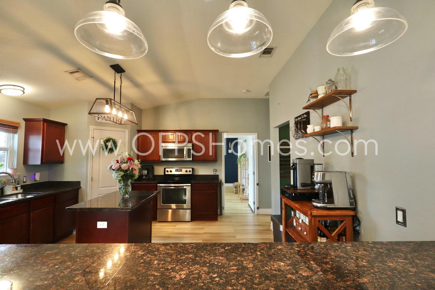 NAVARRE S/D 2ND ADDN - Residential Lease