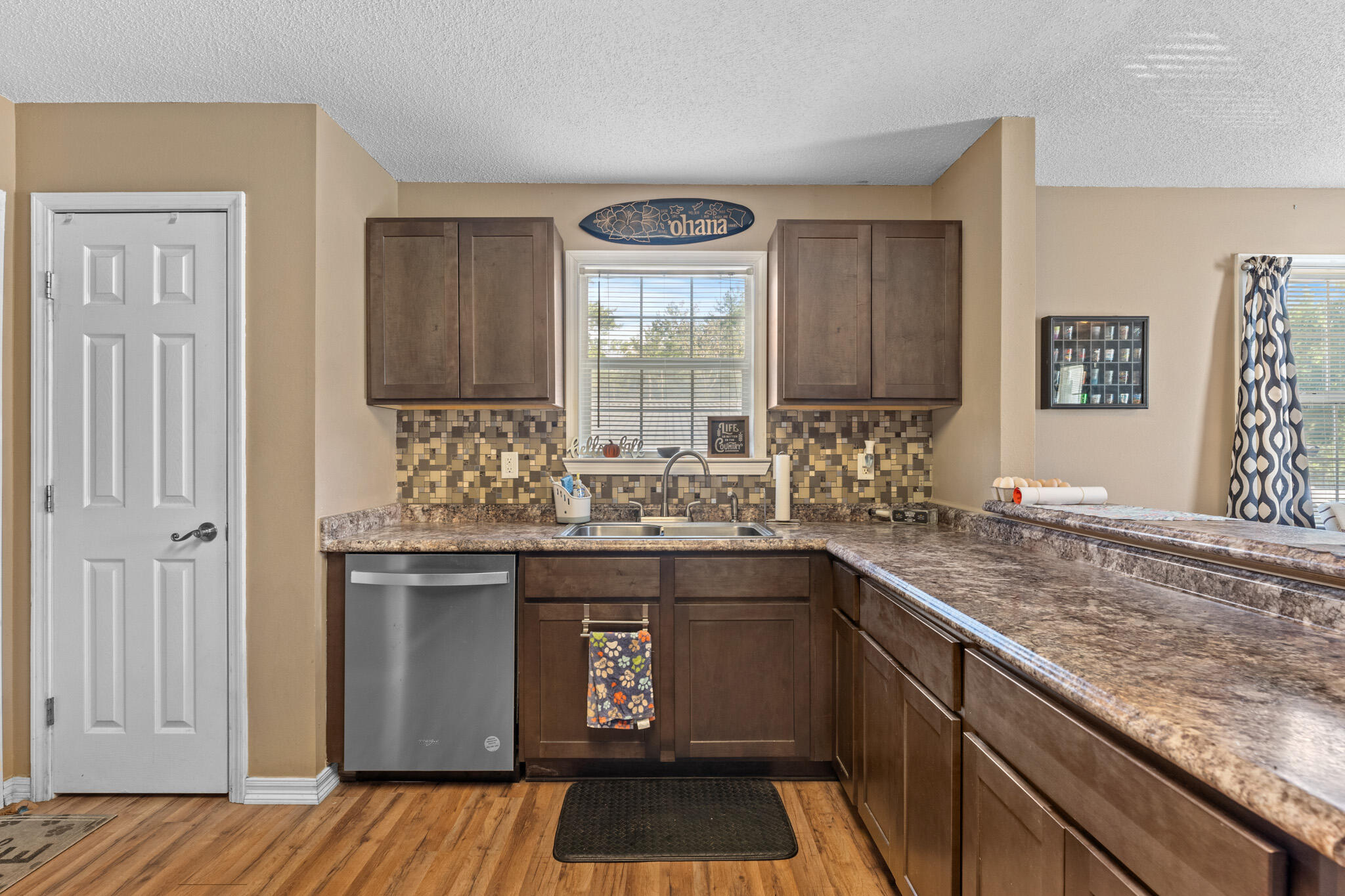 BELLE HIGHLAND ESTATES 1ST ADDN - Residential