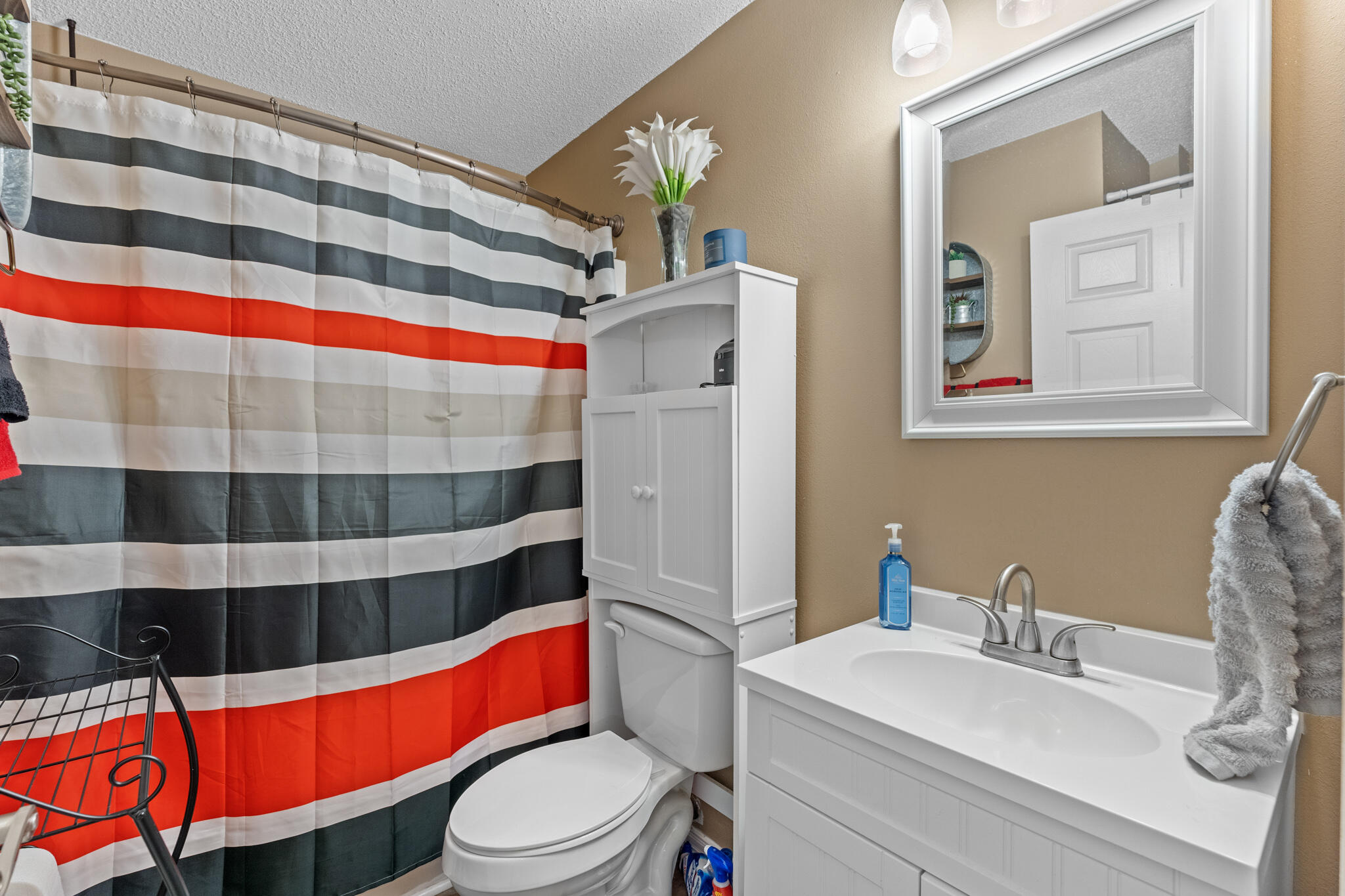 BELLE HIGHLAND ESTATES 1ST ADDN - Residential