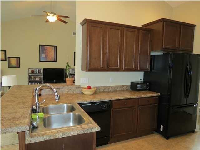 ROLLING RIDGE - Residential