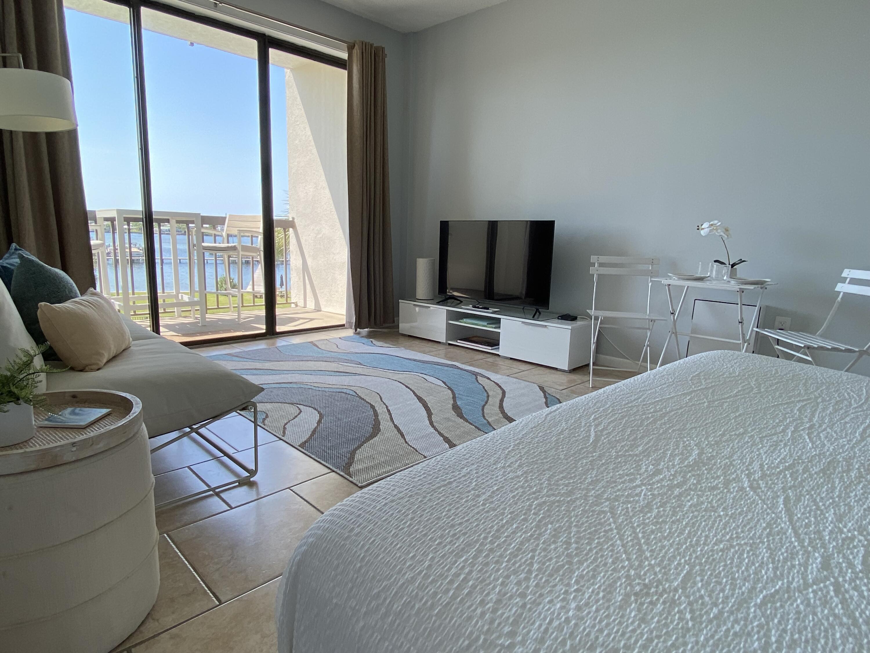 PIRATES BAY PH 1 - Residential