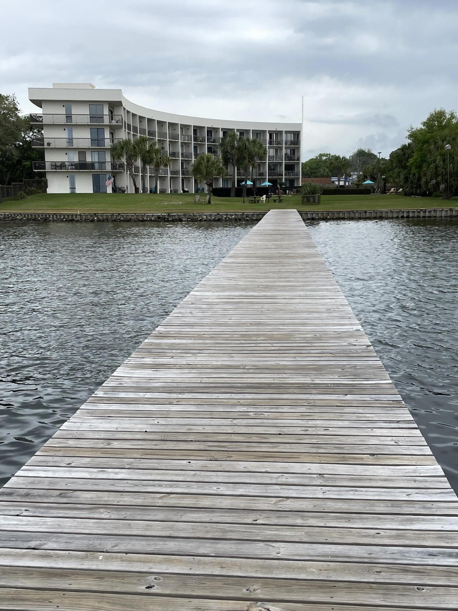 PIRATES BAY PH 1 - Residential