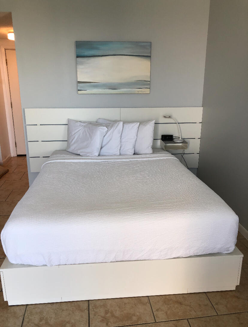 PIRATES BAY PH 1 - Residential