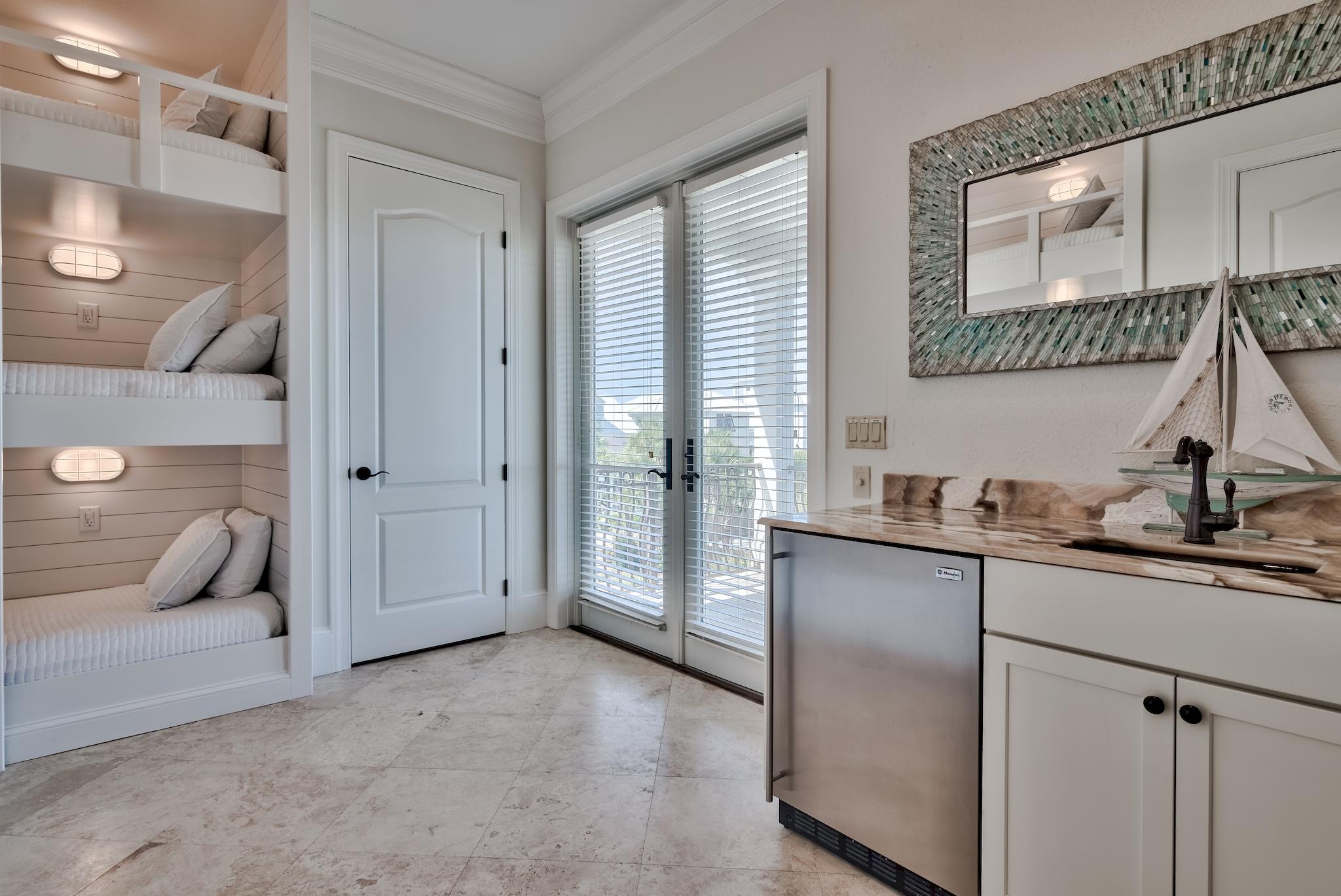FRANGISTA BEACH - Residential
